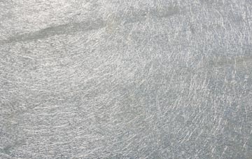 Whithebeir laminate fibreglass or shingles?